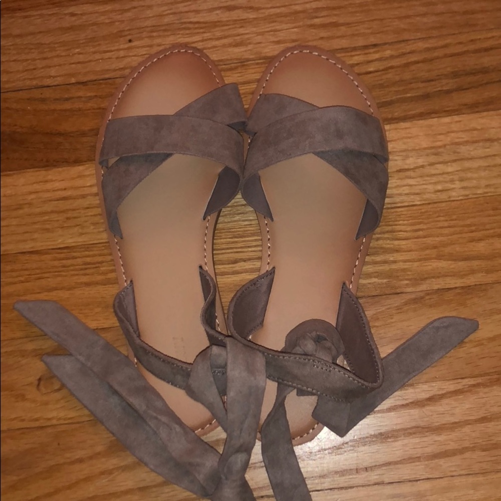 Old Navy spring sandals
